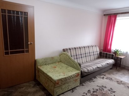 Подобово погодинно Центр, вул.Бандери,Покровський Рівне