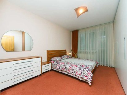 Подобово 3к апартаменти, Палац спорту, Гулівер, Кловська Киев