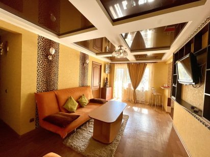 3-кімнатна 2 спальні) квартира на Хрещатику