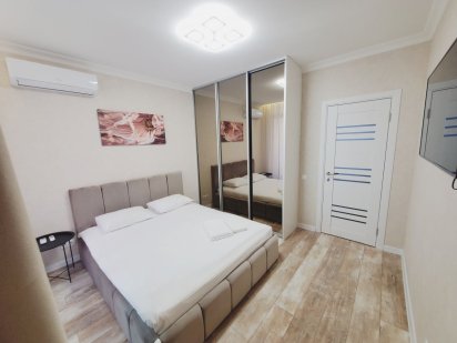 2 - кімнатна квартира подобово в ЖК Комфорт Таун Київ