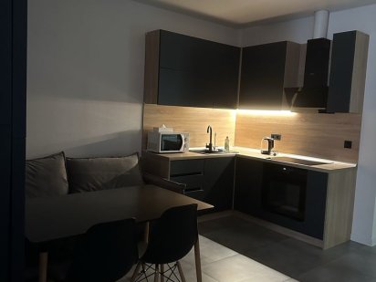 СВОБОДНА, свет есть ВСЕГДА, ГЕНЕРАТОР, м Бориспольская 5 мин пешком Київ