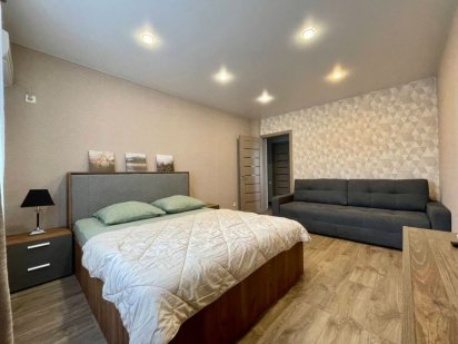 Подобово, погодинно Мегамол, 600 річчя оренда квартири Винница