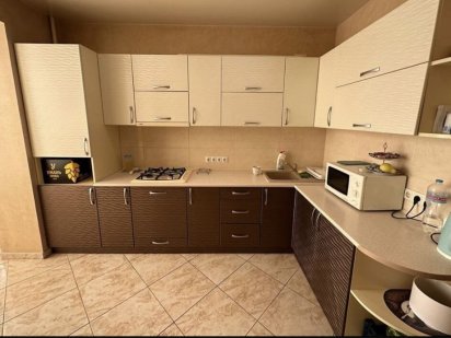 Здам подобово однокімнатну квартиру на Старому місті( Покришкіна) Винница