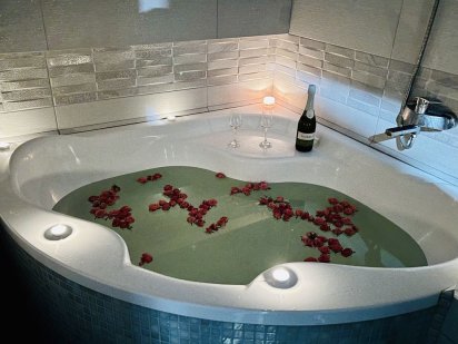 Почасово! на Троещине однокомнатная квартира, почасово Киев