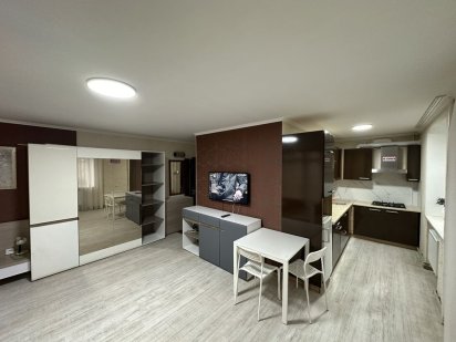 Квартира посуточно, #5  центр ,обкомовский дом с БОМБОУБЕЖИЩЕМ Кропивницкий