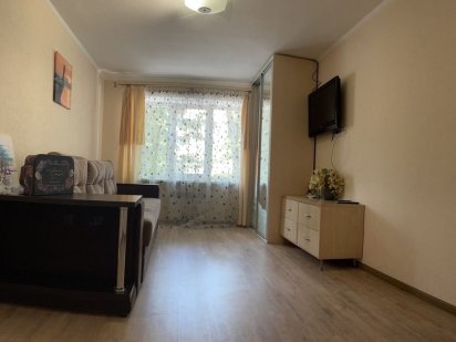 Посуточно Пассаж Центр. 16 гор бол . Пр Богдана Хмельницкого 16 Днепр