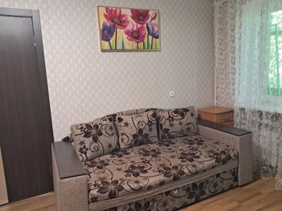 Сдам посуточно 1 комн квартиру,  12 квартал, Богдана Хмельницкого,Тито Днепр