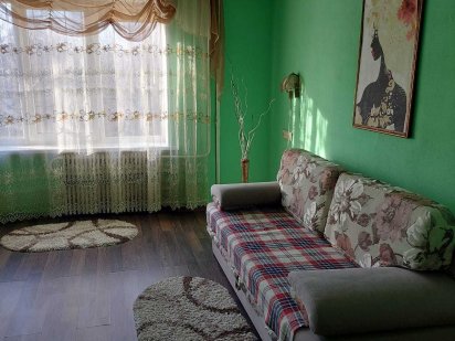 Посуточно, Тополь! 2х комн. уютная квартира. Днепр