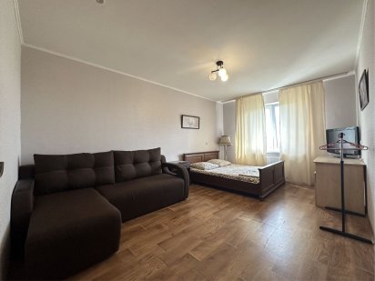 1к квартира подобово глушкова 9є теремки іподром ВДНГ Київ