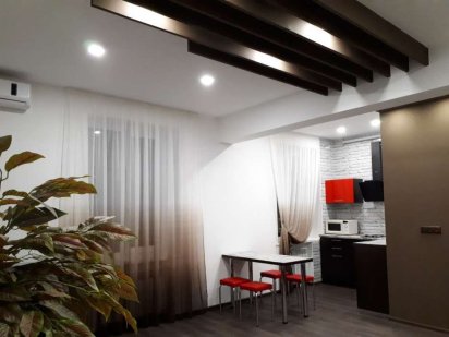 Центр, госпиталь пешком, В ДОМЕ ЕСТЬ БОМБОУБЕЖИЩЕ. Собственник Дніпро