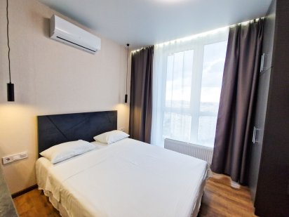 ВІЛЬНА! Подобово, Ревуцкого 40Б, 5 хв пішки м Харківська, Позняки Київ