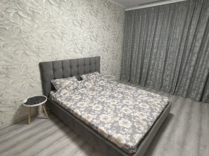 Сдам без комиссии Посуточно евродвушку Таирова,Небесной Сотни Одесса