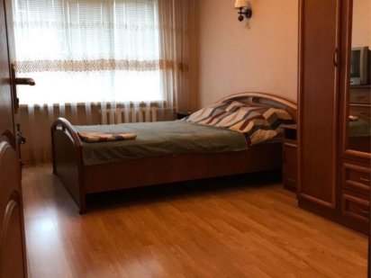 Сейчас ещё Свободна, в центре, звоните. Соборная площа Одеса