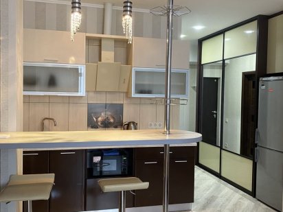 сдам посуточно 1 комнатную квартиру Харьков