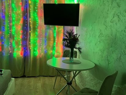 Дворец спорта . Почасово.Посуточно современная студия Харків