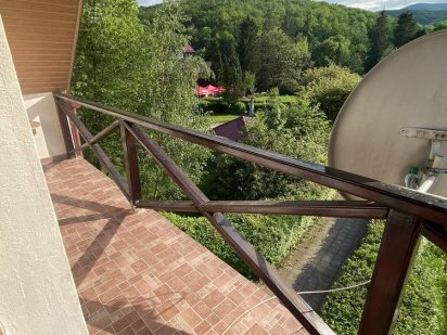 Здаються апартаменти (квартира ) у центрі Сонячного Закарпаття Русская Поляна