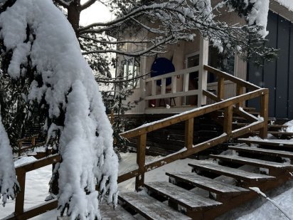 Будинок в карпатах. Будинок Буковель. Оренда будинку в лісі Яблуниця