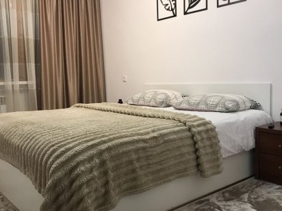 Подобова оренда житла Новояворовск