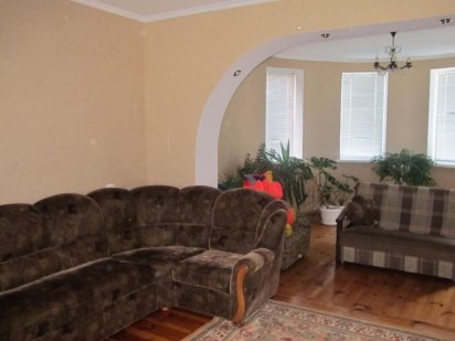 Житло для відряджених та гостей міста Вараш