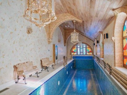 Будинок 900 кв. VIP-рівня.Басейн з підігрівом,сауна,більярд,генератор. Київ