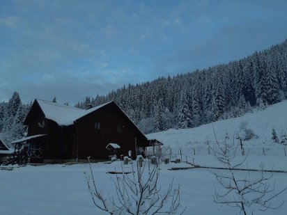 Проживання в с.Яблуниця, за 12км. до "Буковель". Яблуниця