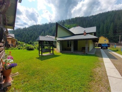 Будинок у Славсько. ГК Захар Беркут Славское