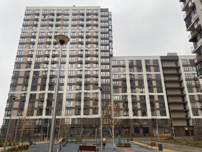 Продам квартиру з терасою 25 м² у ЖК «Варшавський 2» — ваш особистий простір для життя та відпочинку Київ