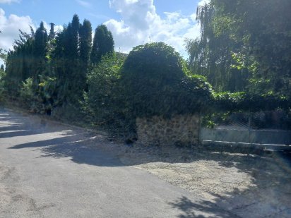 Чудова геолокація!Комерція з землею і зі зіною цільового призначення!