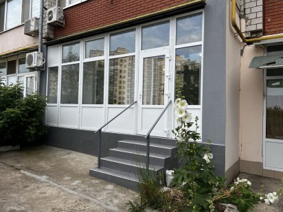 Продаю помещение  с ремонтом на два входа в доме АББО Чорноморськ