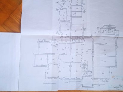 Продається торговий центр Калуш