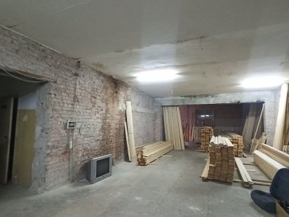 Продається комерційне приміщення. Кам'янець-Подільський