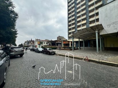 Продам комерційне приміщення в центрі міста! Кам'янець-Подільський