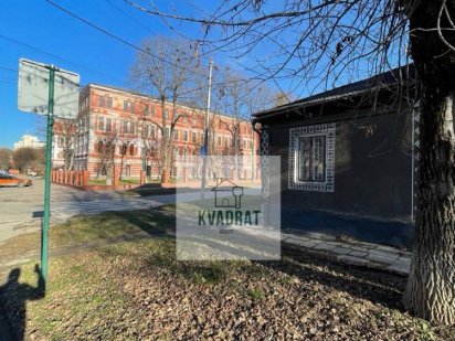 Продам комерційне приміщення р-н університету Огієнка Кам'янець-Подільський