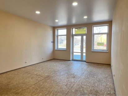 Продам комерційне приміщення під ваш бізнес! Кам'янець-Подільський