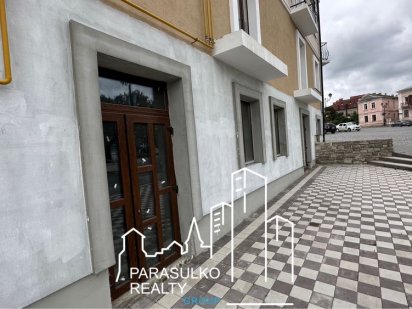 Продам комерційне фасадне приміщення в Старому Місті! Кам'янець-Подільський