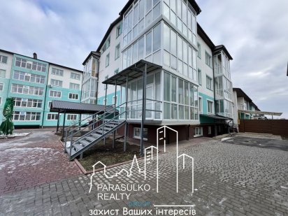 Продам комерційне приміщення з ремонтом по обʼїзній Кам'янець-Подільський