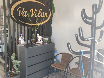 Продається приміщення в м.Малин.Центр!Підійде під комерцію! Малин