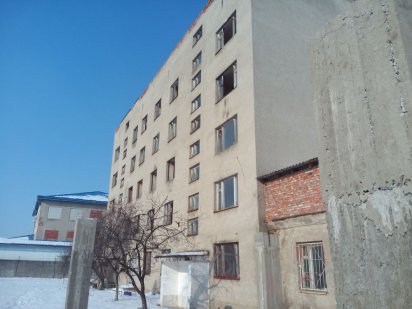 Пятиповерхівка адмін будівля Мукачеве