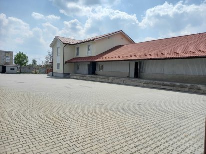 База/комплекс/склади з відмінною транспортною розв'язкою Нововолынск