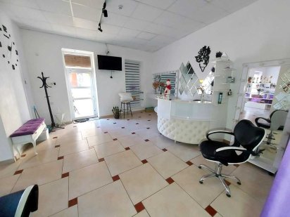 Продається приміщення комерційного призначення/діючий бізнес/. Стрый