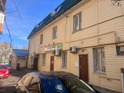 Комерційна будівля 448м2 на центральній площі м.Фастів 40хв від Києва Фастів