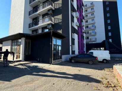 КОМЕРЦІЯ на першій лінії в центрі міста! Хмельницький