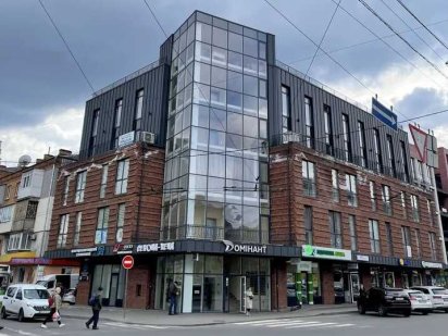 Продається приміщення в Центрі міста Хмельницкий