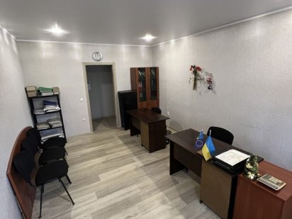 Двоповерхове комерційне приміщення 117.1 м2  Окремий вхід! вул.Озерна Хмельницький