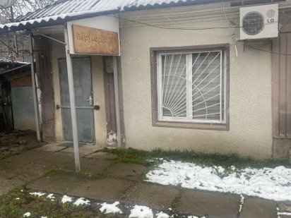 Продам приміщення Хотин