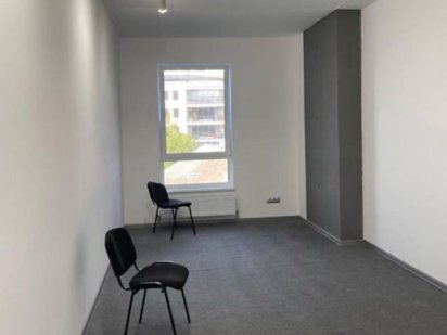 Продаж офісу в IQ center .Найпопулярніший бізнес центр.Без комісії Хмельницький