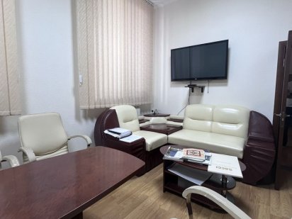 Продаж фасадного приміщеня в центрі міста Хмельницкий