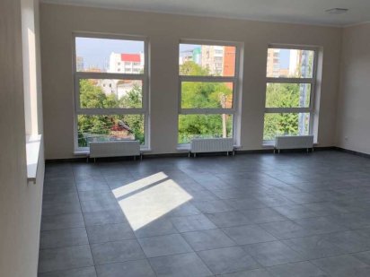 Офіс в центрі на продаж, без комісії, 30 м2 Хмельницький