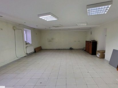 Приміщення міняю на гроші! Хмельницький