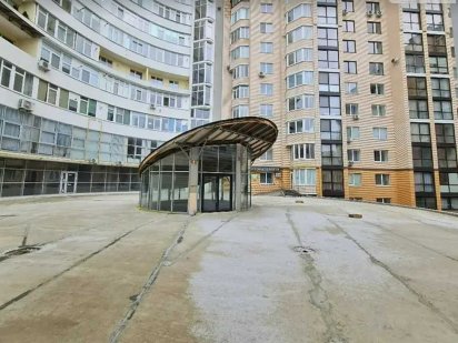 Продаж комерційного приміщення на вул. Панаса Мирного, площа 1200 кв.м Хмельницький